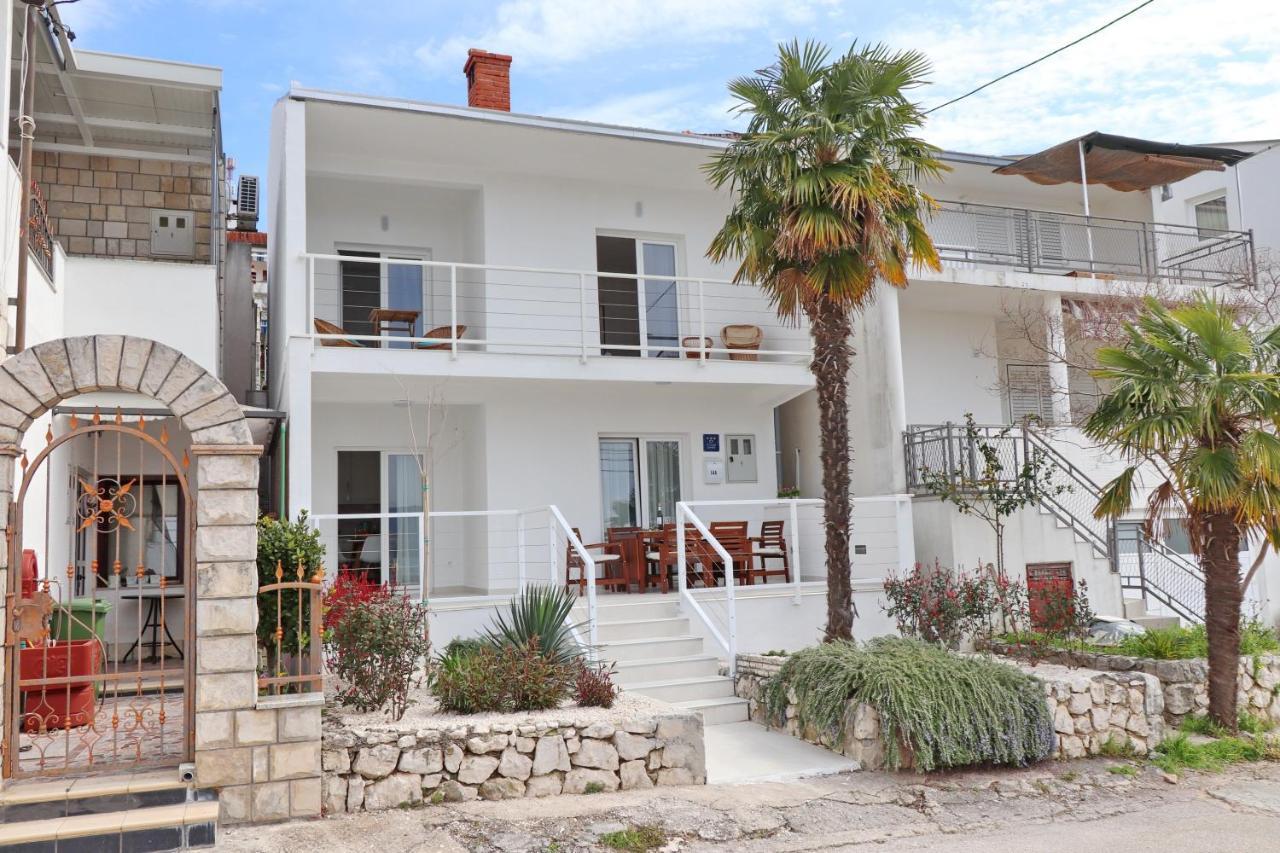 Holiday Home Rosemary Klek Exterior photo